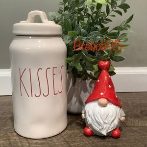 Rae Dunn Kisses Canister
